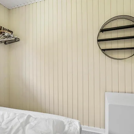 3 Bedroom Awesome In *