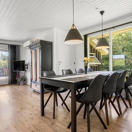 3 Bedroom Awesome In بيت للعطل *