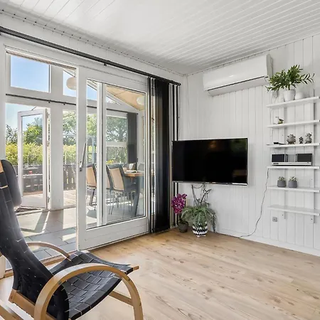 بيت للعطل 3 Bedroom Awesome In Hemmet