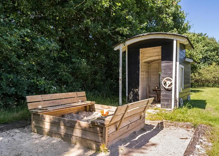 3 Bedroom Awesome In Hemmet